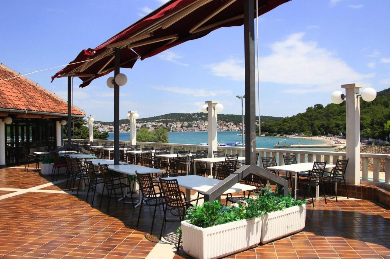 Belvilla Apartments In Holiday Resort Jezera Village, Island Murter Tisno Esterno foto
